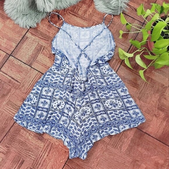 Vintage Bohemian Low Back Cheeky Romper Short- Size M - Picture 1 of 8